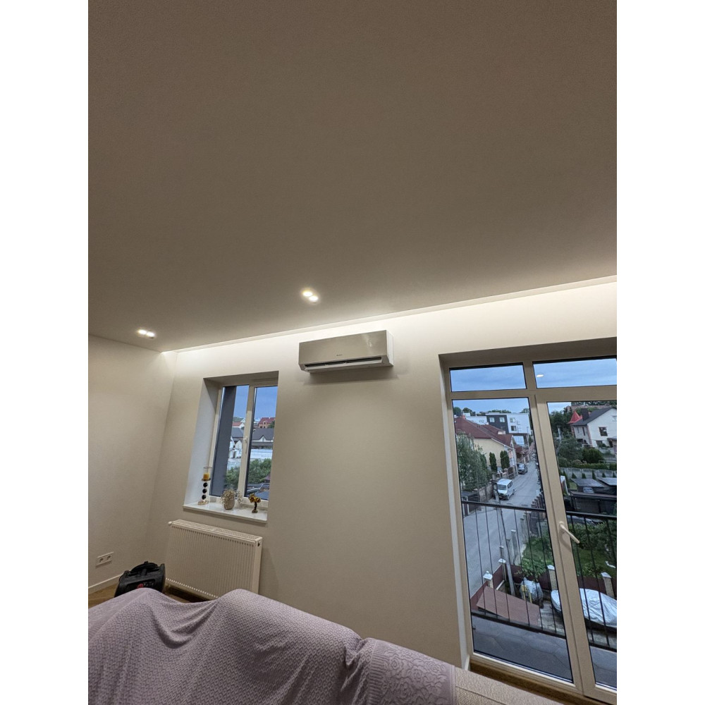 Кондиціонер Gree Clivia Inverter Stone Beige GWH09AUCXB-K6DNA1A у Чернівцях Кондиціонер Gree Clivia Inverter Stone Beige GWH09AUCXB-K6DNA1A у Чернівцях