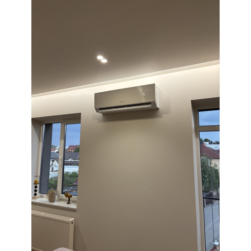 Кондиціонер Gree Clivia Inverter Stone Beige GWH09AUCXB-K6DNA1A у Чернівцях Кондиціонер Gree Clivia Inverter Stone Beige GWH09AUCXB-K6DNA1A у Чернівцях